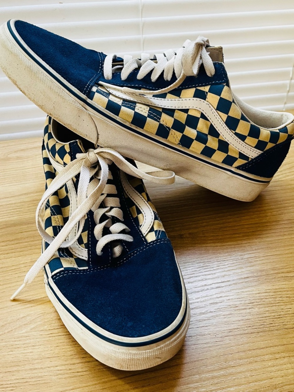 Vans Checkerboard Low-Top Sneakers in Royal Suede & Cream Canvas Mens 10.5/WM 12